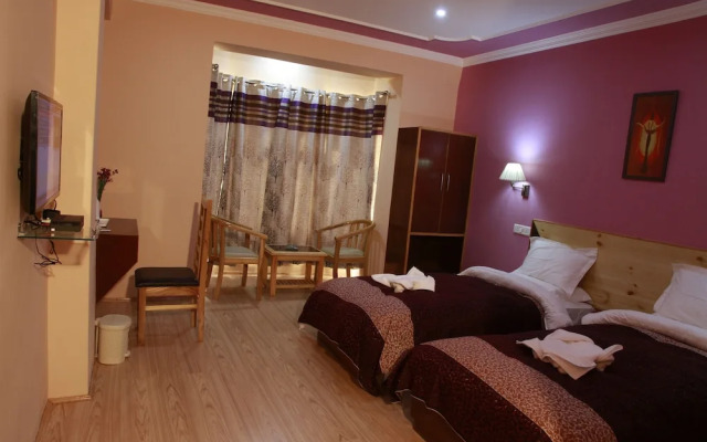 Royal Holiday Hotel