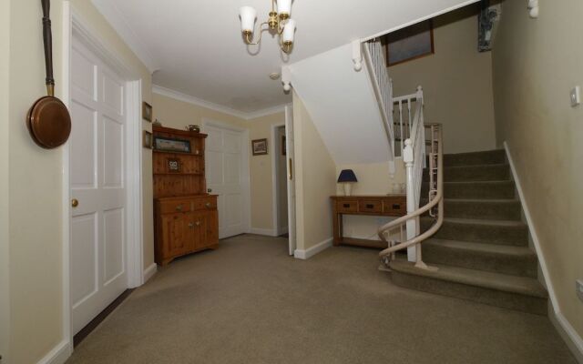 Kennacott Court