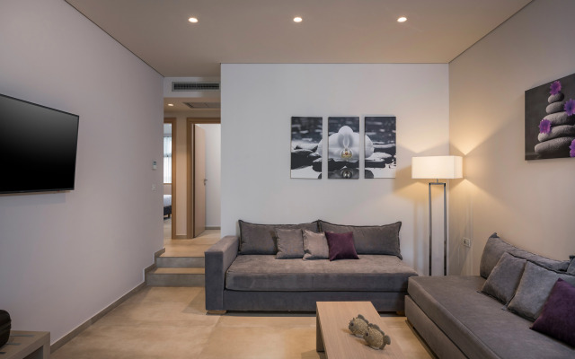 Trianon Luxury Apartments & Suites