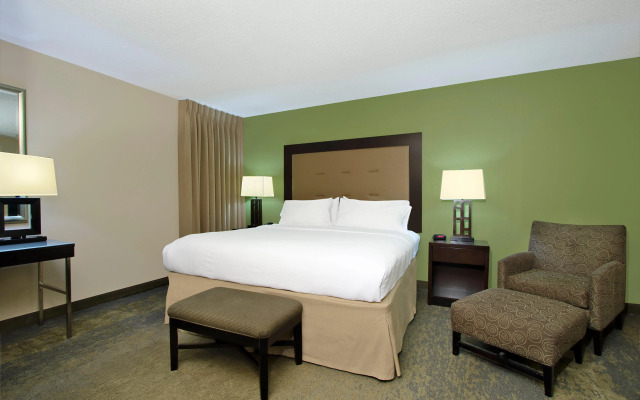 Holiday Inn Metairie New Orleans by IHG