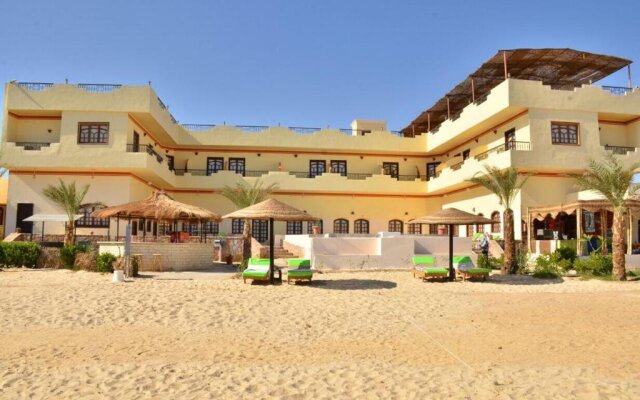 Dolphin Beach Hotel Safaga
