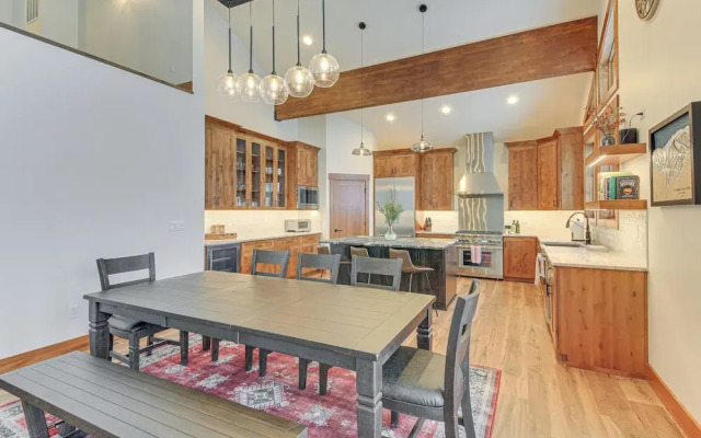 Ski-in/out Schweitzer Mountain Home in Sandpoint!