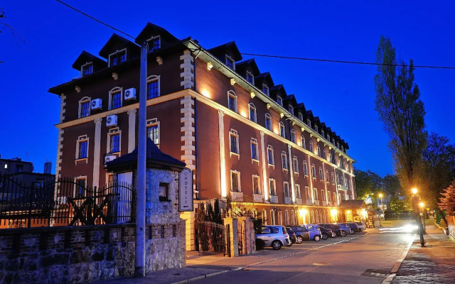 hotelImage