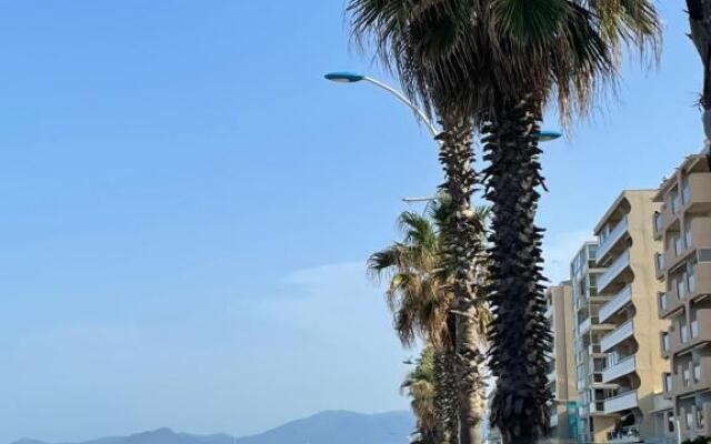 Grand appartement 87m2 à 10 mètres de la plage