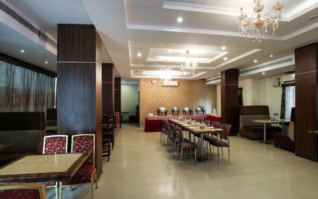 OYO 16539 Grand Sandarshini Inn