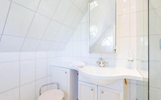 Whg_ 4_ Nuur Hiir Hues