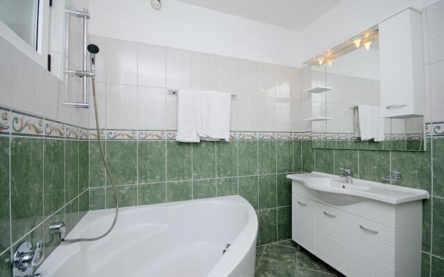 Apartments Grepo Zelenka