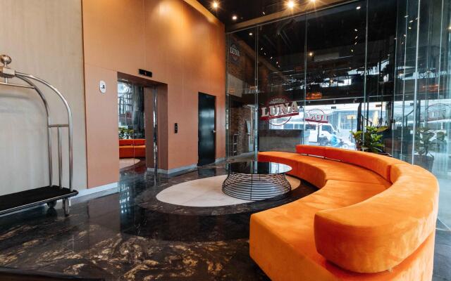 Maxx Hotel Makati