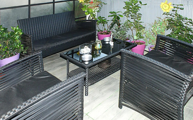 New sunny studio with Acropolis view balcony