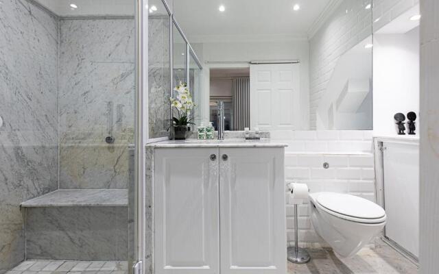 Clifton YOLO Spaces – Clifton Beachfront Apartments