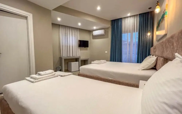 Rumani 3 Islands Hotel