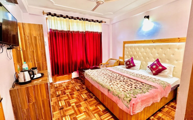 Hotel Manu Vatika Manali