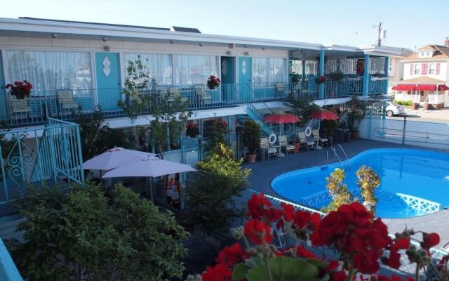 Suitcase Motel & Travel