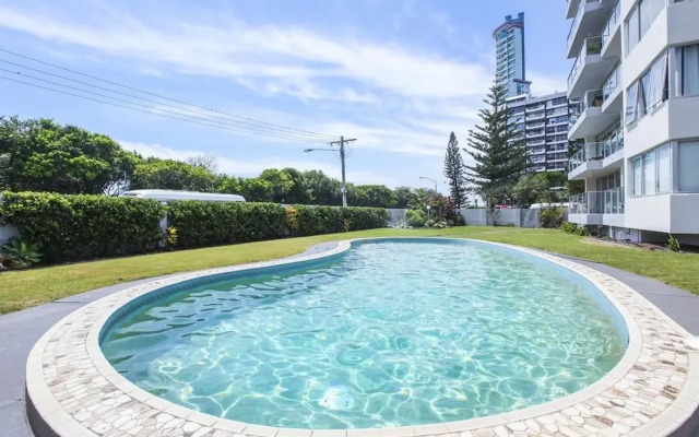 Amira Apartments