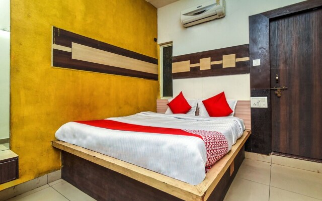 OYO 15769 Hotel Alpine Inn