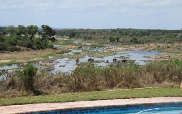 Kruger View Tree House