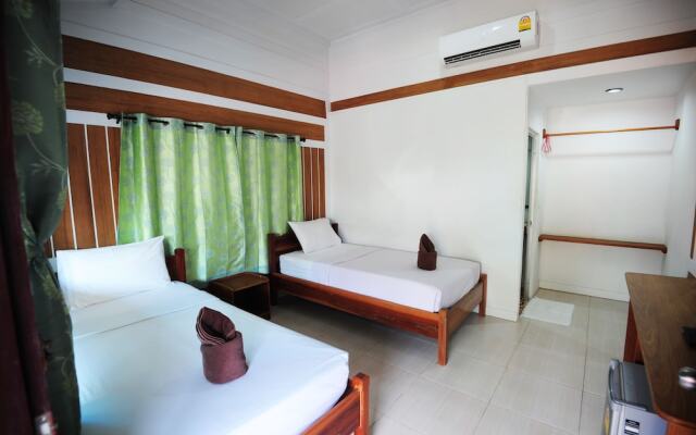 Phi Phi Twin Palms Bungalows