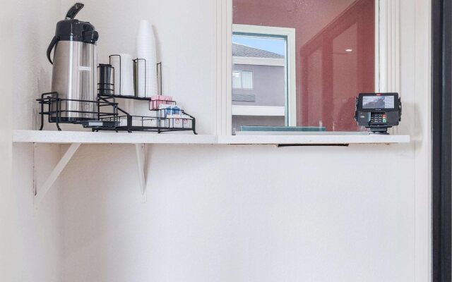 Red Roof Inn Houston – Spring North