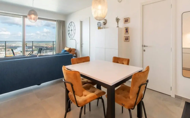 Central Apartment in Ostend Near Beach