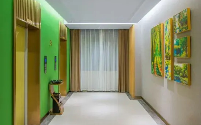 Vienna 3 Best Hotel (Zongyang Government Affairs Center)