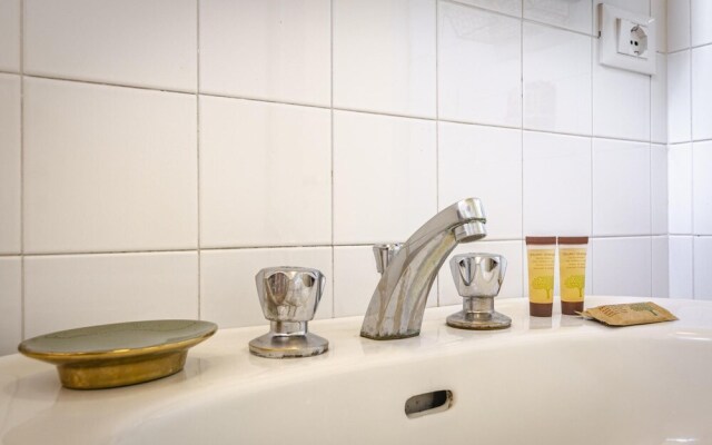 Stylish one Bedroom in the Heart of Bologna