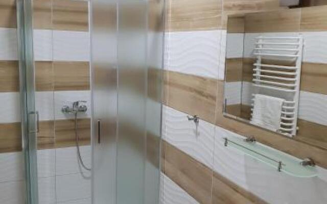 Hotel Pod Strzechą