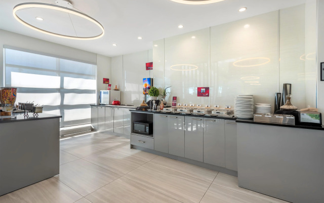 Executive Residency by Best Western Calgary City View North