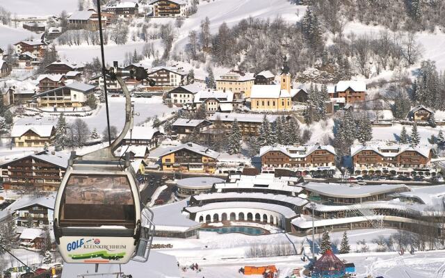 Luxurious Apartment in Bad Kleinkirchheim With Balcony