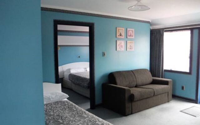 Pure Motel
