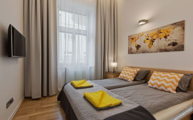 Loretańska Apartments 6