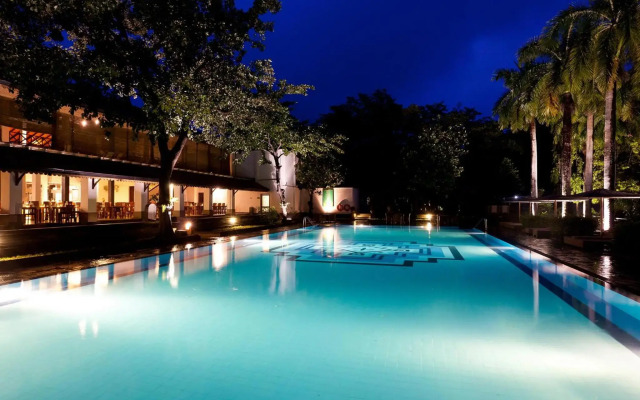 Cinnamon Lodge