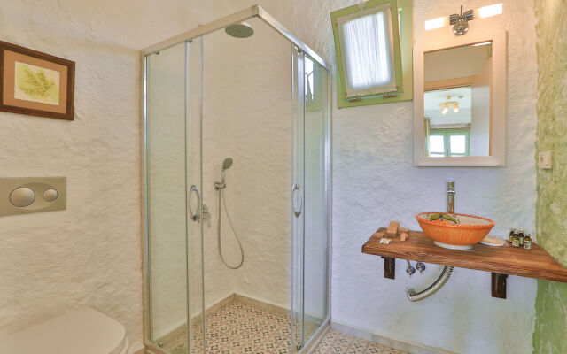 Palas Alacati - Adults Only