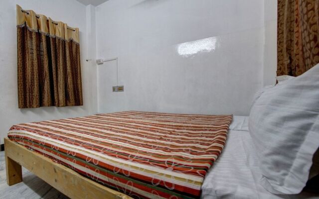 Spot On 40228 New Modern Homestay