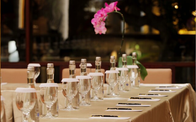 Royal Tulip Springhill Resort Jimbaran