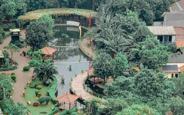 Nice And Spacious 2Br Apartment At Green Pramuka City