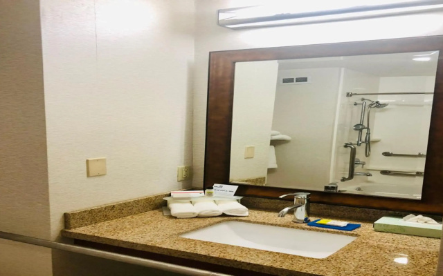 Holiday Inn Express Hotel & Suites Berkeley by IHG