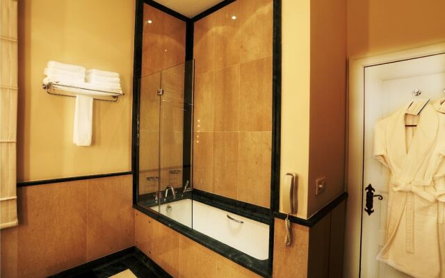 Divan Cukurhan Hotel