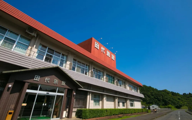hotelImage