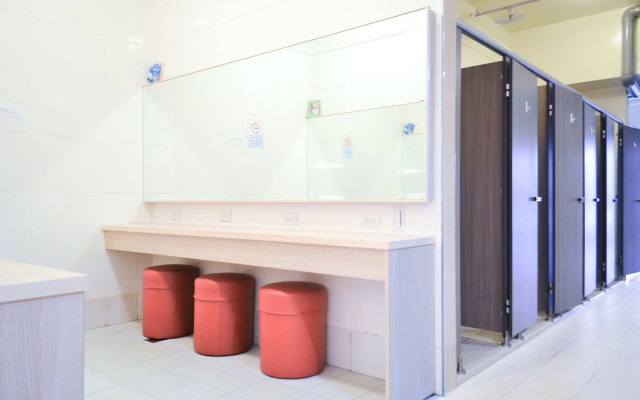 Starbox Hostel