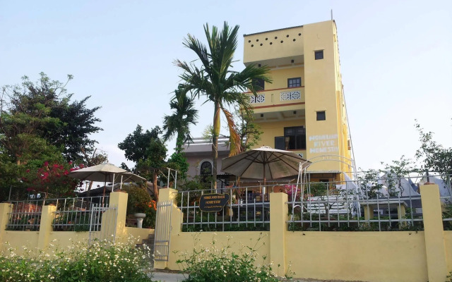 Homeland River Homestay