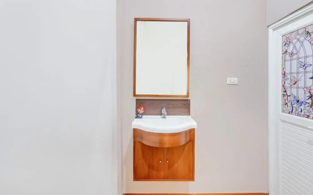 Capital O 93994 Dalem Kamulyan Syariah Guest House