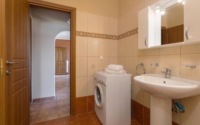 Venetico Beachfront Apartments & Suites - Sea View Apartment