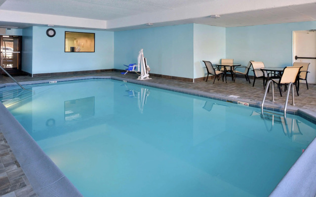 Hampton Inn Columbus-East