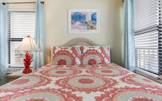 Island Sunrise Condos by Hosteeva