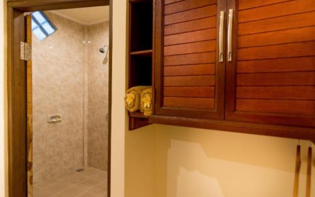 Umah Dangin Guest House – Guest Rooms – Ubud