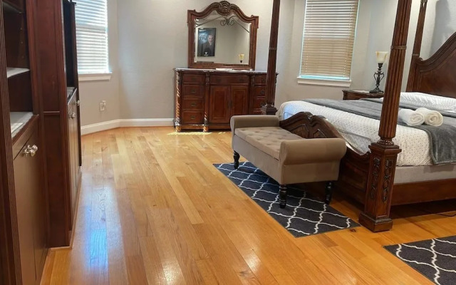 EURA near Houston Downtown