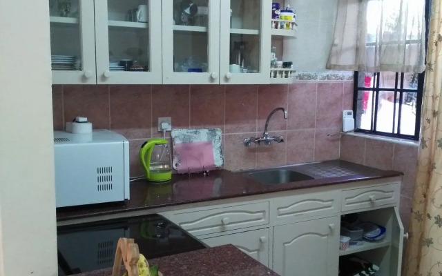 Lovely 1 Bedroom Apartment