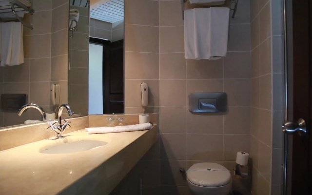 Aria Resort & Spa