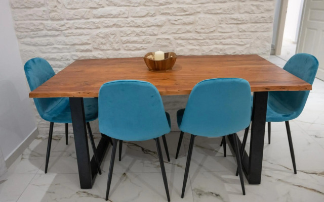 Katerina Roza Studios - Heartfelt Hospitality in the City