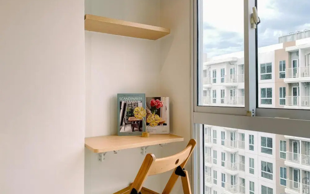Minimalist Cozy Studio Apartment Tokyo Riverside Pik 2